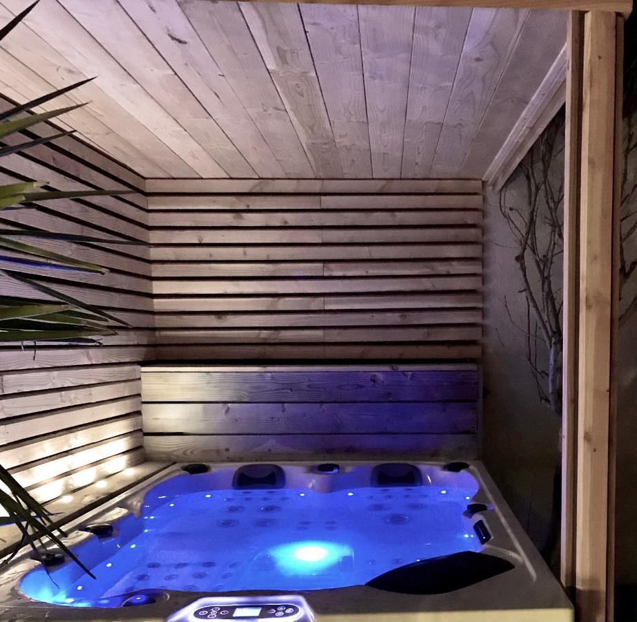 La Domitia - Maison D'Hotes, Massages & Bien-Etre Montbazin 외부 사진