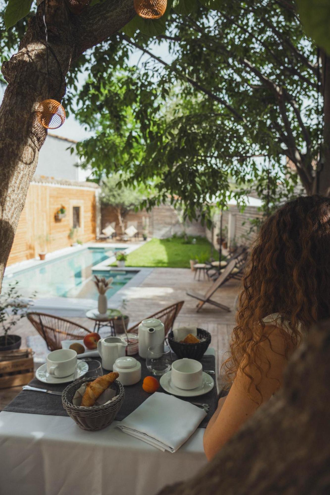 La Domitia - Maison D'Hotes, Massages & Bien-Etre Montbazin 외부 사진
