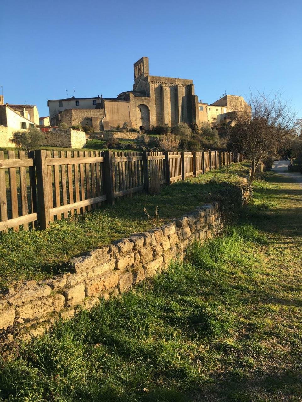 La Domitia - Maison D'Hotes, Massages & Bien-Etre Montbazin 외부 사진
